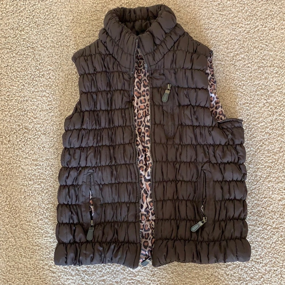 Brown Essentials by Milano Cheetah Puffer Vest